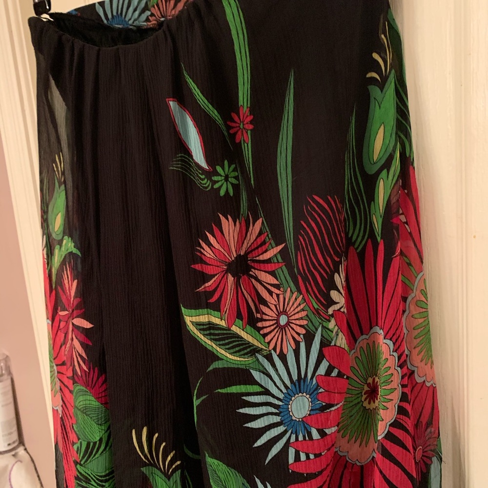 GORGEOUS SILK STRAPLESS BEBE DRESS! - Picture 5 of 7